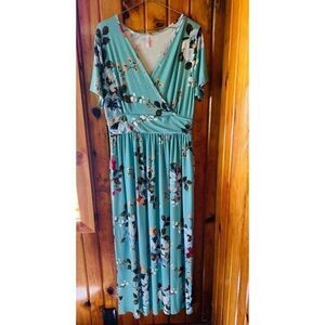 Cathy floral maxi dress size‎ L